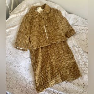 Vintage two piece tweed cape and skirt suit NWT